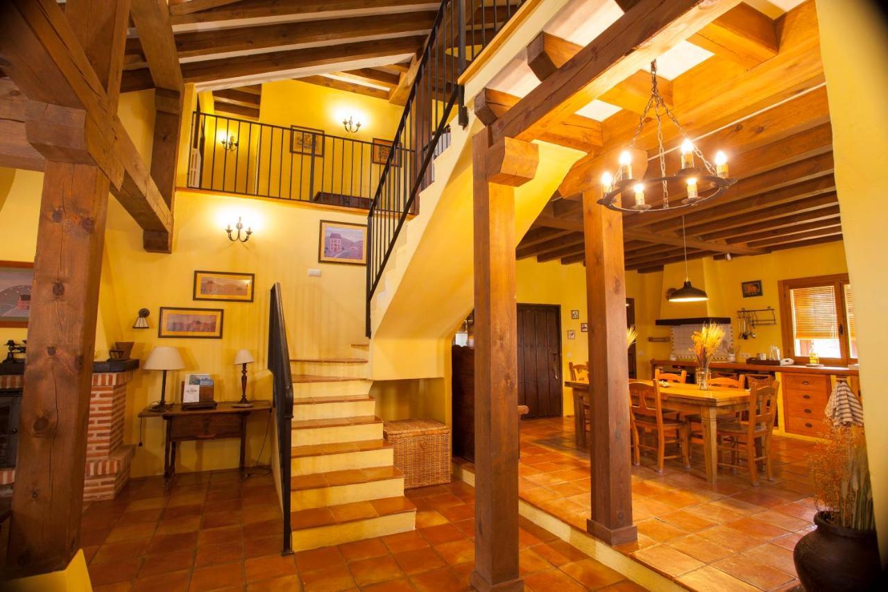 Preciosa Casa Lobos, aislada e independiente Otero de Herreros Exterior foto