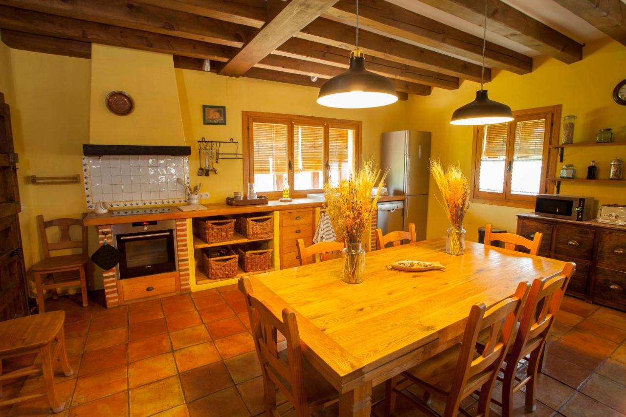 Preciosa Casa Lobos, aislada e independiente Otero de Herreros Exterior foto