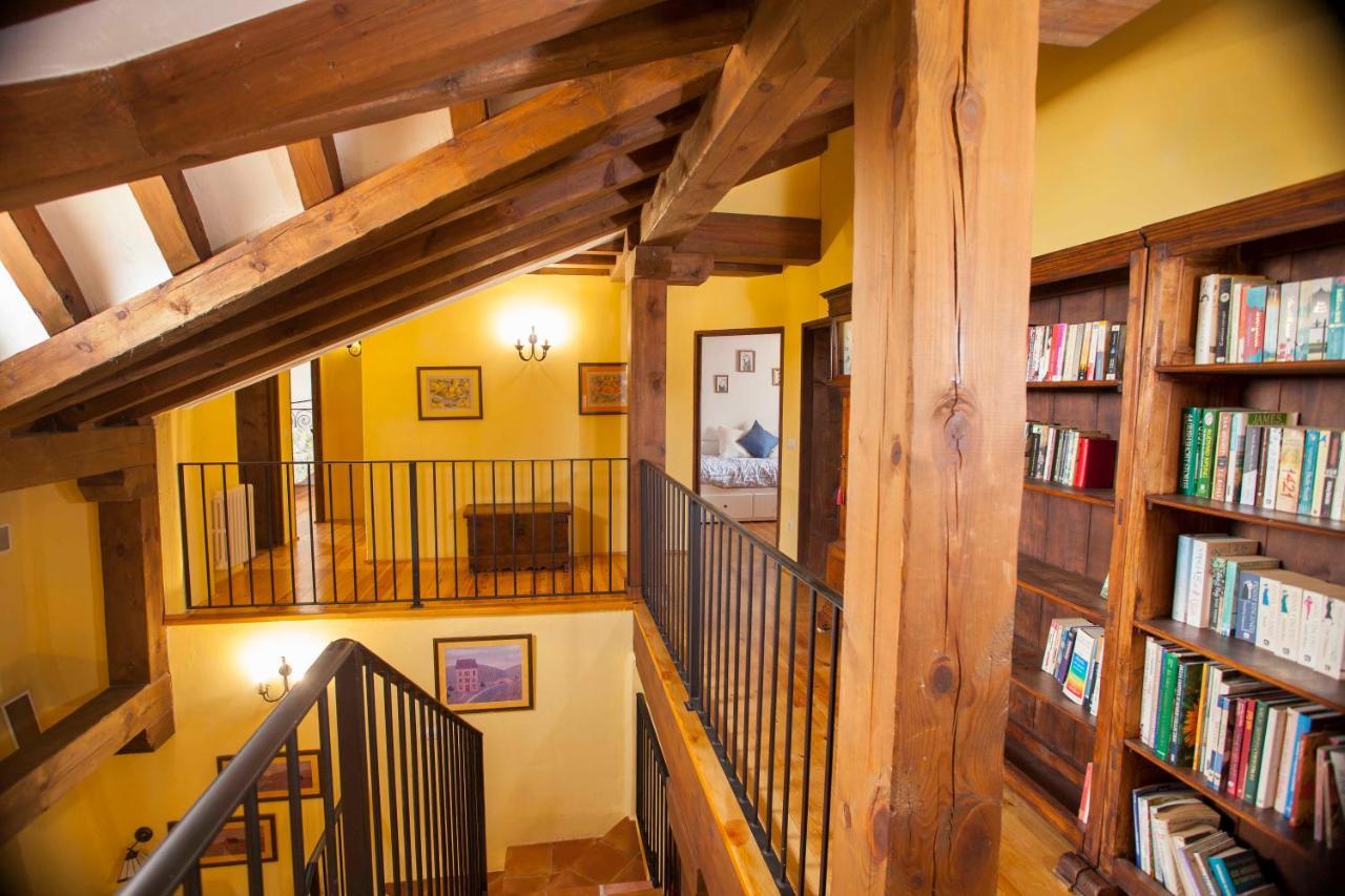 Preciosa Casa Lobos, aislada e independiente Otero de Herreros Exterior foto