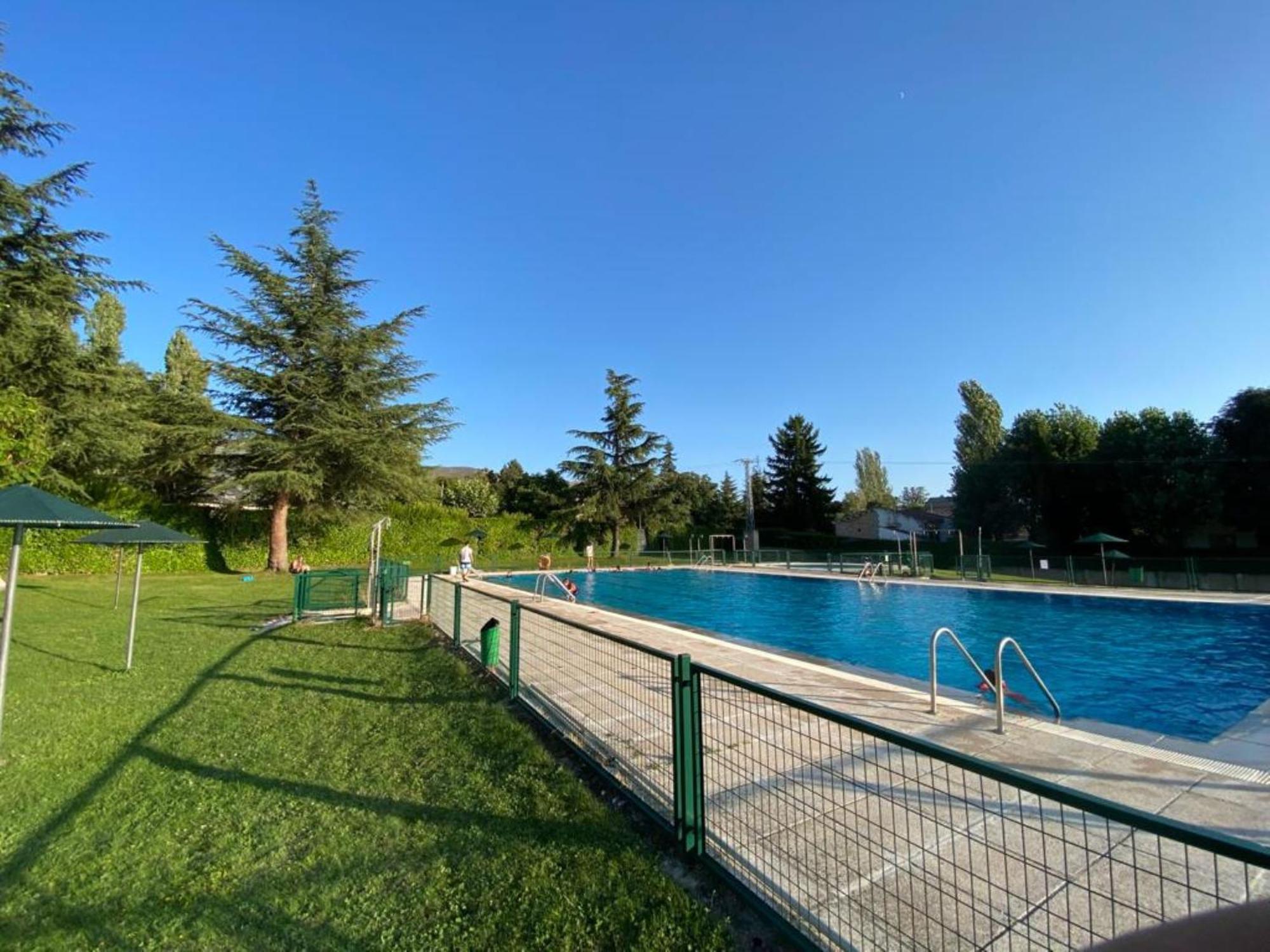 Preciosa Casa Lobos, aislada e independiente Otero de Herreros Exterior foto